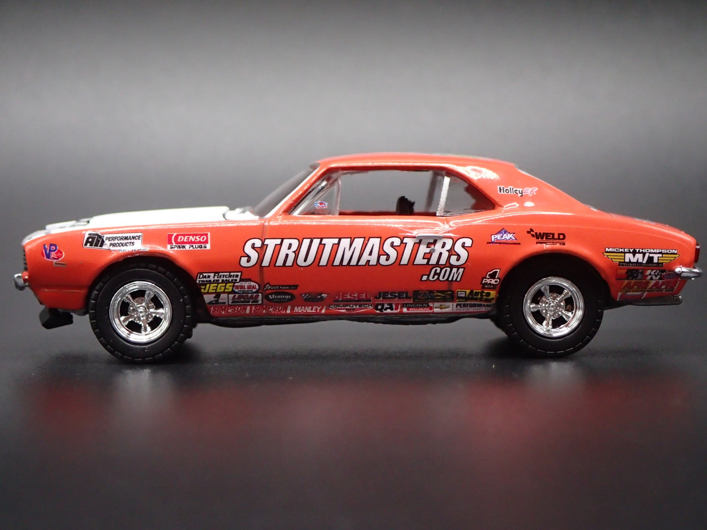 1969 69 CHEVY CHEVROLET CAMARO Z/28 STRUTMASTERS 1:64 SCALE DIECAST MODEL CAR