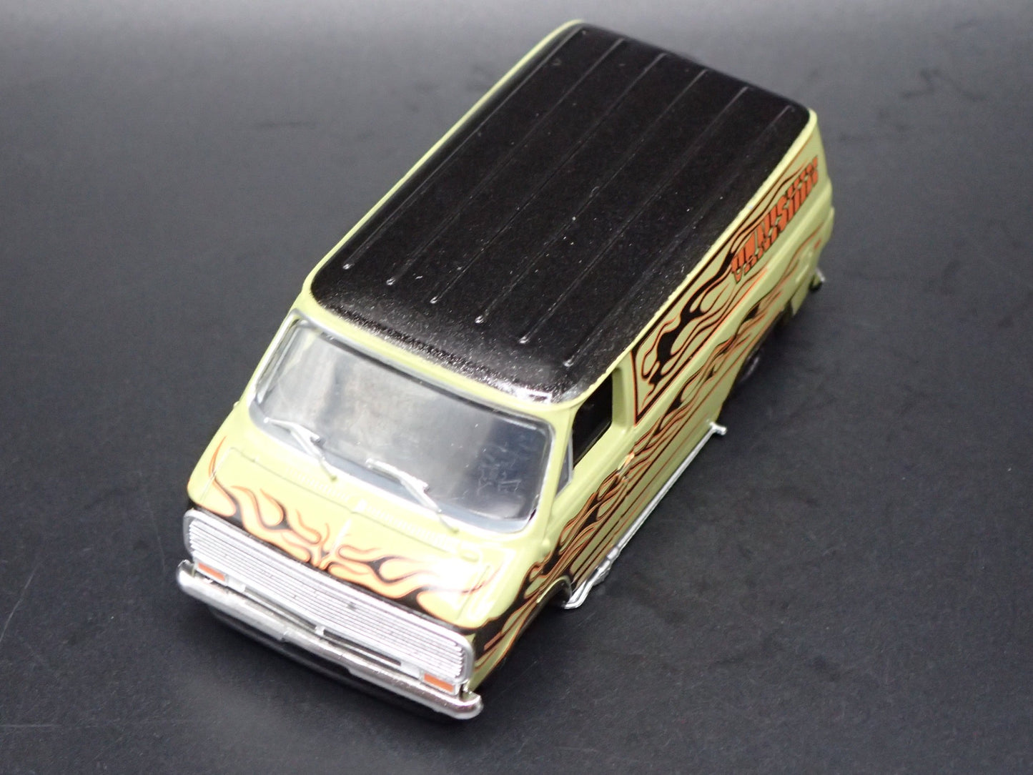 1971 71 CHEVY CHEVROLET VAN GREEN 1:64 SCALE COLLECTIBLE DIECAST MODEL CAR