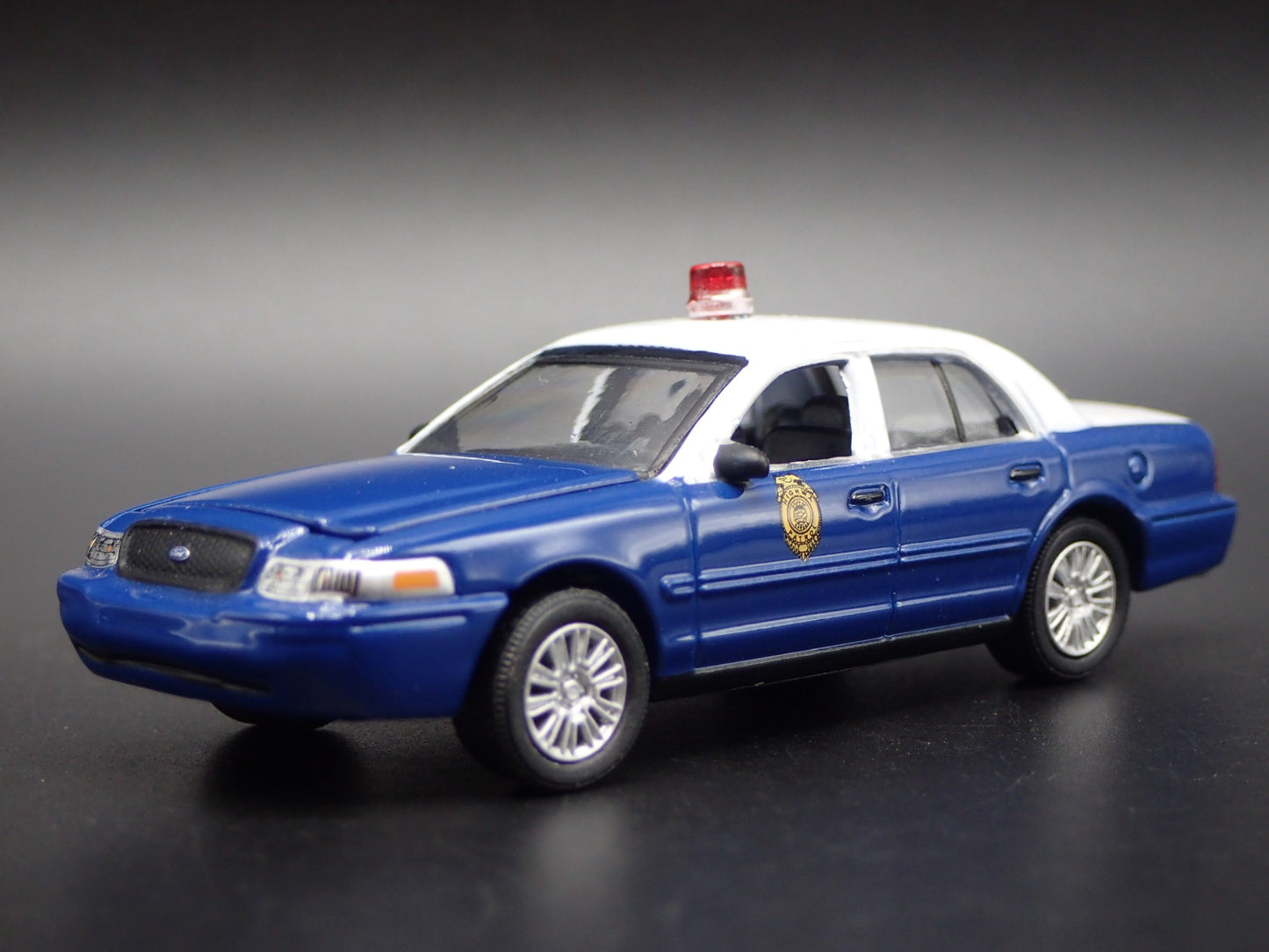 2011 11 FORD CROWN VICTORIA KANSAS HIGHWAY PATROL 1:64 SCALE DIECAST MODEL CAR