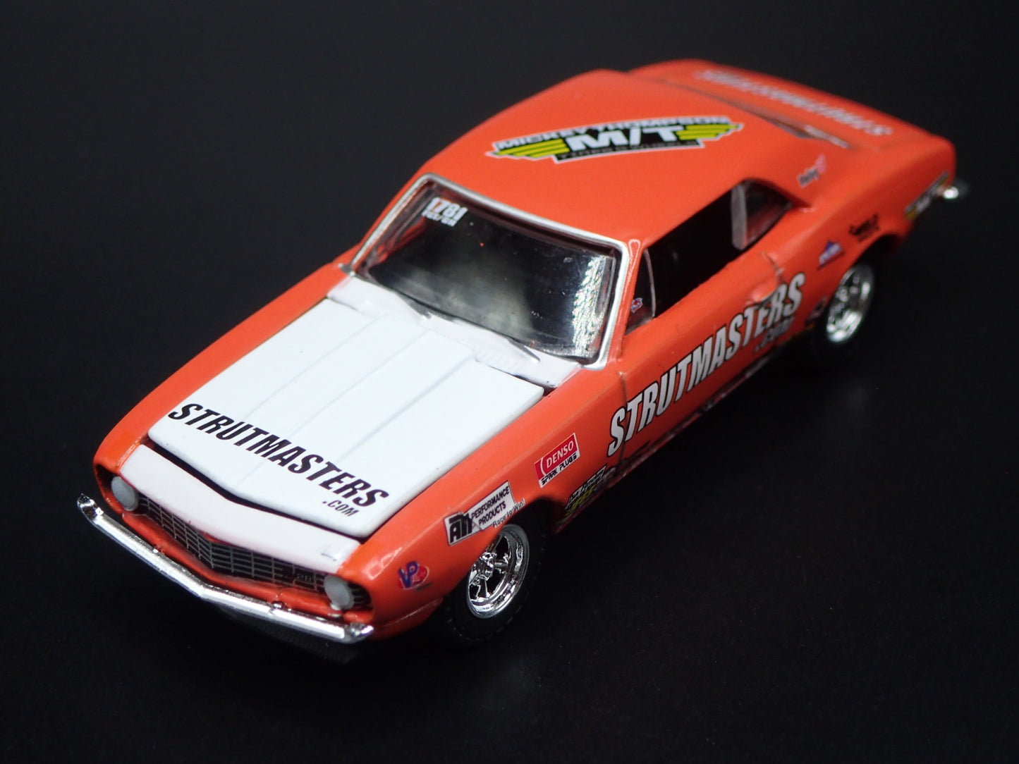 1969 69 CHEVY CHEVROLET CAMARO Z/28 STRUTMASTERS 1:64 SCALE DIECAST MODEL CAR
