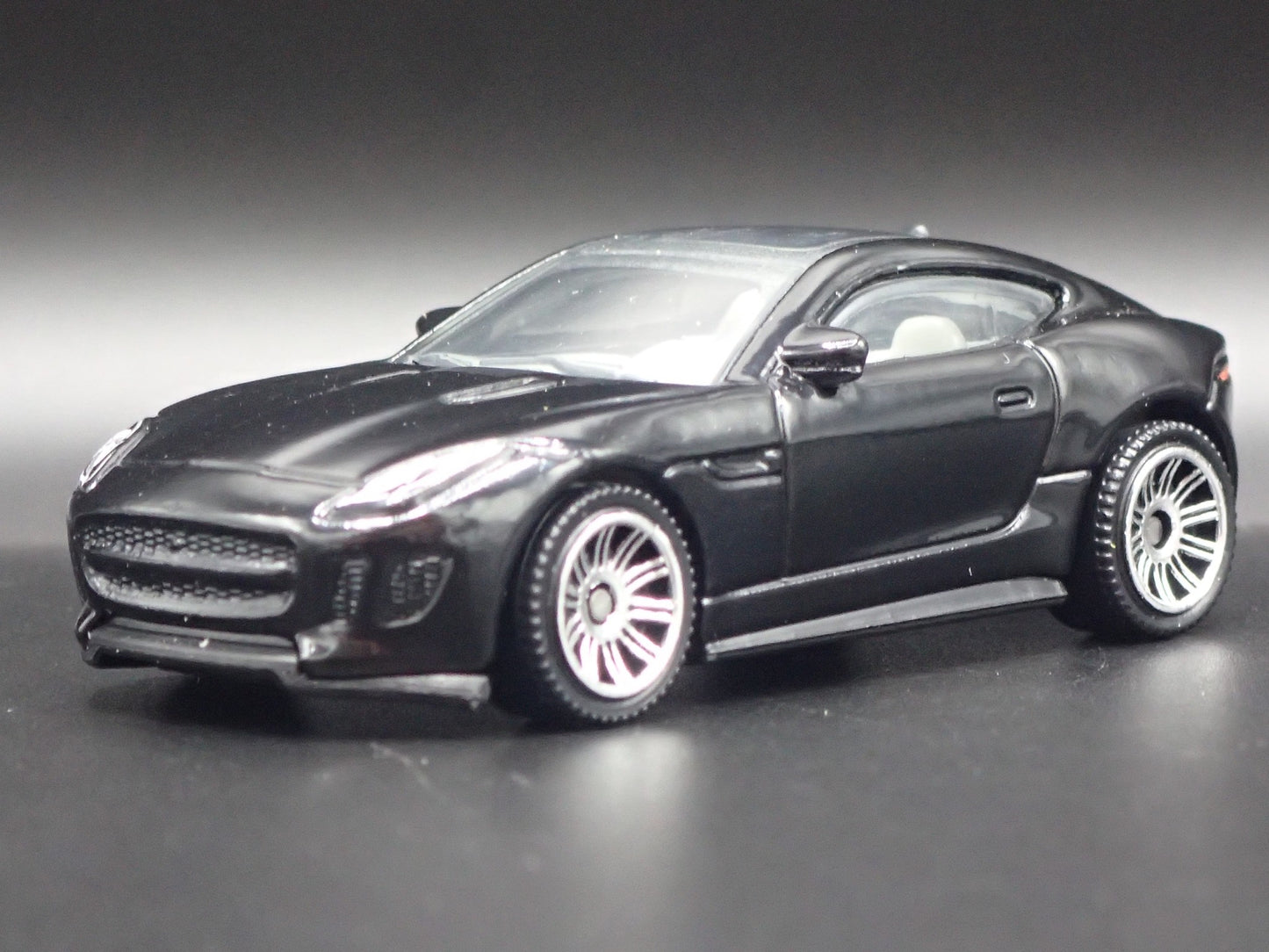 2014-2024 JAGUAR F TYPE COUPE 1:64 SCALE COLLECTIBLE DIORAMA DIECAST MODEL CAR