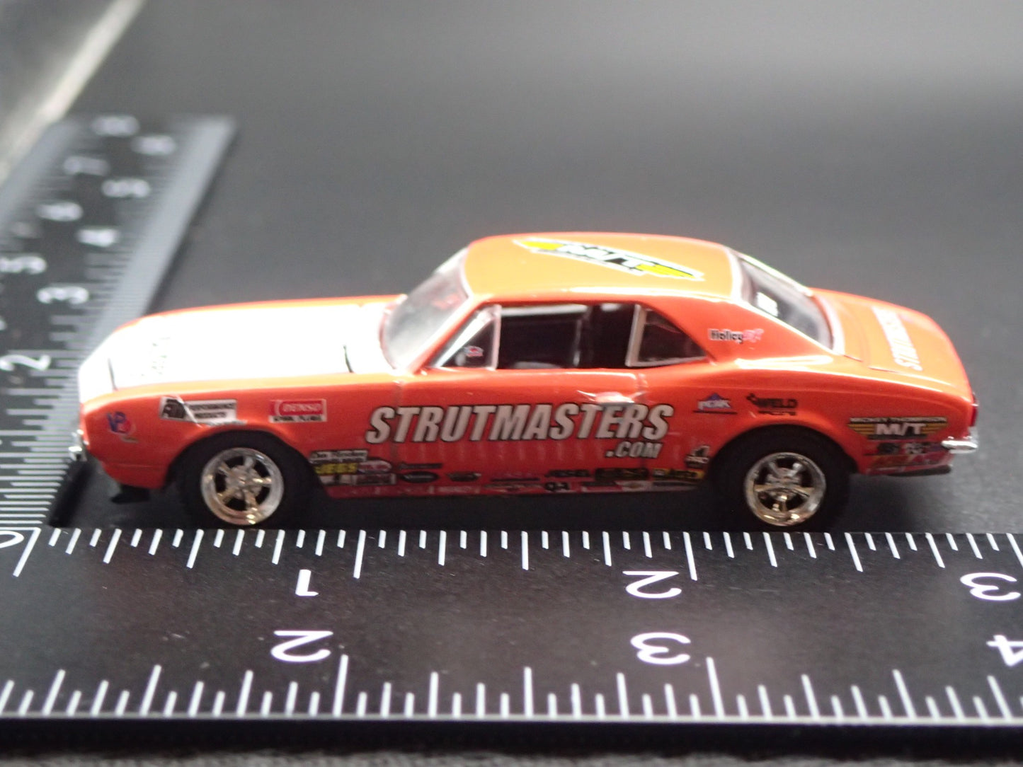 1969 69 CHEVY CHEVROLET CAMARO Z/28 STRUTMASTERS 1:64 SCALE DIECAST MODEL CAR