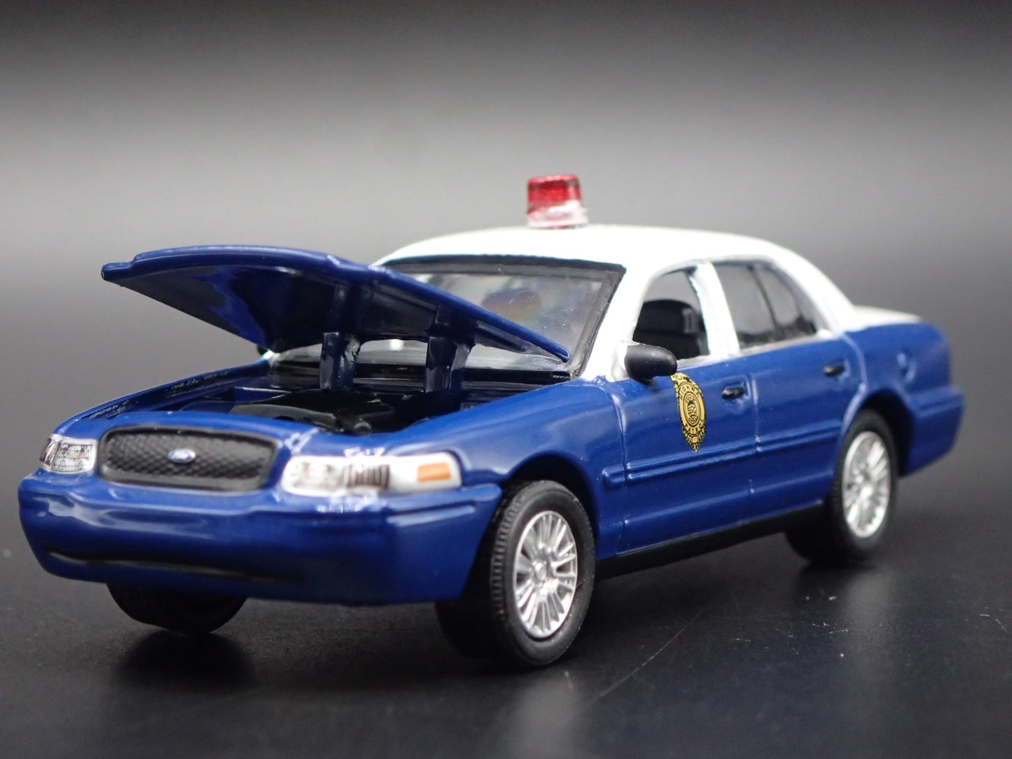 2011 11 FORD CROWN VICTORIA KANSAS HIGHWAY PATROL 1:64 SCALE DIECAST MODEL CAR