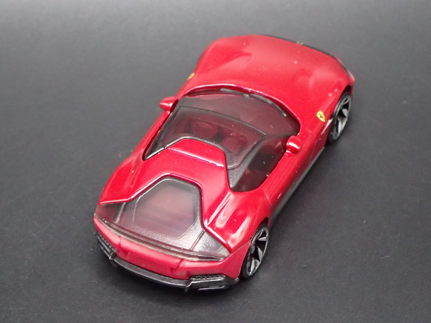 2024-2026 FERRARI 12CILINDRI 1:64 SCALE COLLECTIBLE DIORAMA DIECAST MODEL CAR