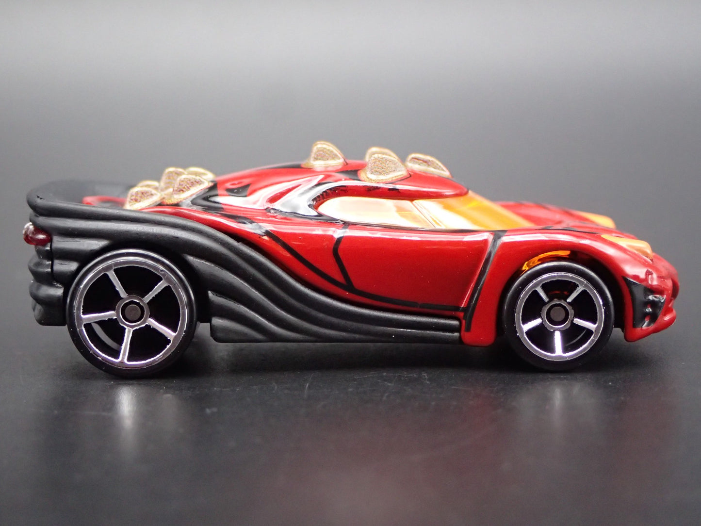 DARTH MAUL STAR WARS RARE 1/64 SCALE COLLECTIBLE DIORAMA DIECAST MODEL CAR