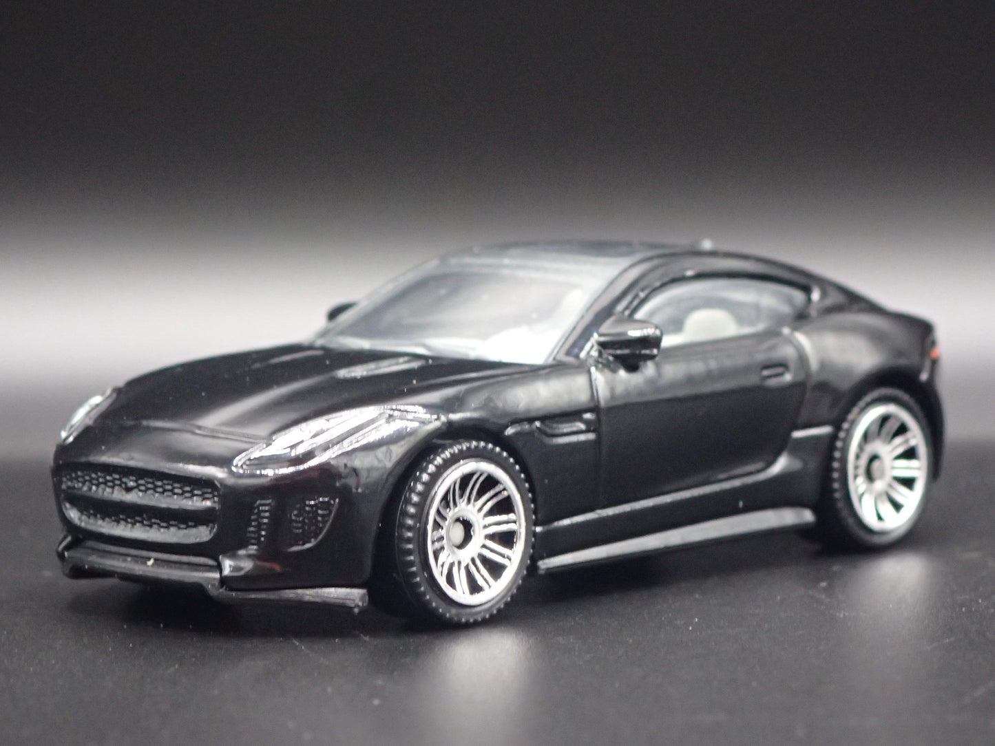 2014-2024 JAGUAR F TYPE COUPE 1:64 SCALE COLLECTIBLE DIORAMA DIECAST MODEL CAR