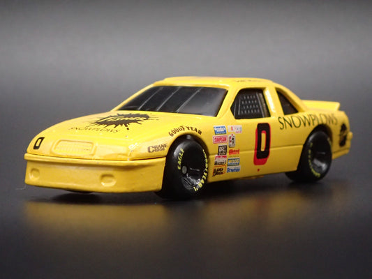 1992 92 BUICK REGAL #0 DICK MCCABE SNOWPLOWS NASCAR 1:64 SCALE DIECAST MODEL CAR