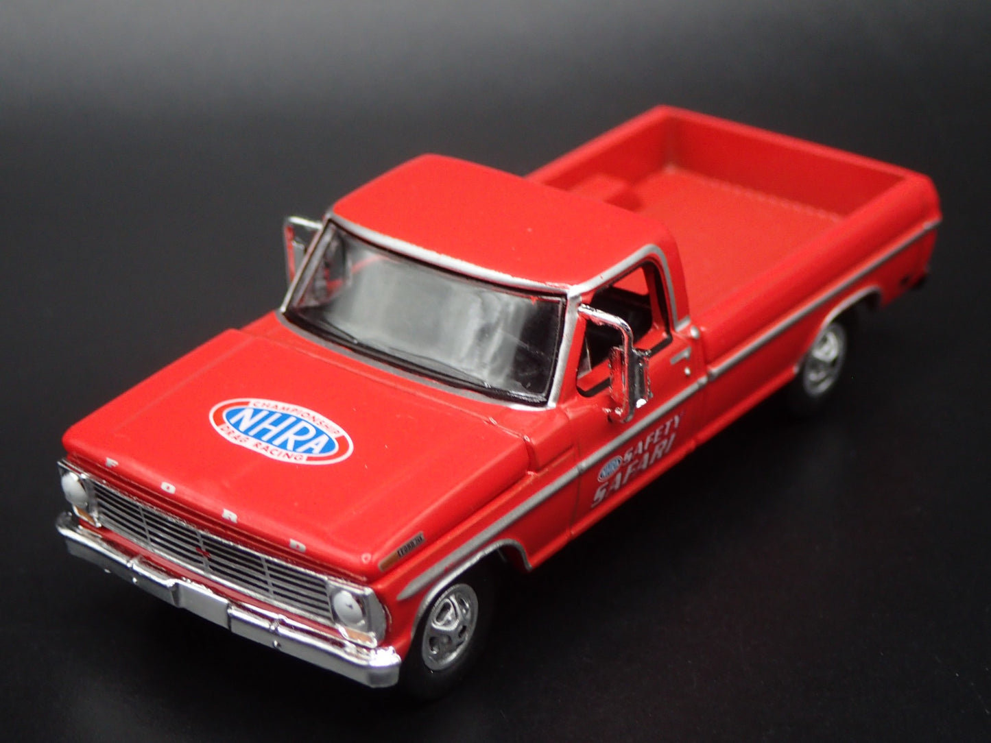 1969 69 FORD F250 PICKUP TRUCK w HITCH NHRA 1:64 SCALE DIORAMA DIECAST MODEL CAR
