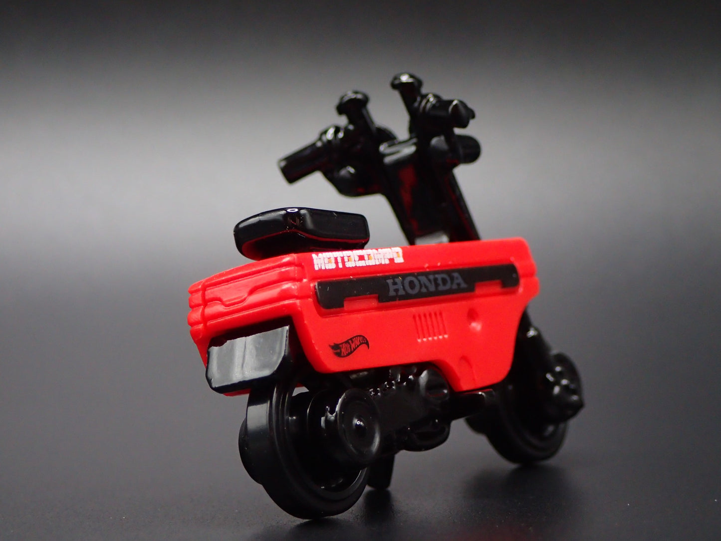 1981-1983 HONDA MOTOCOMPO TRUNK BIKE 1:64 SCALE COLLECTIBLE DIECAST MODEL CAR