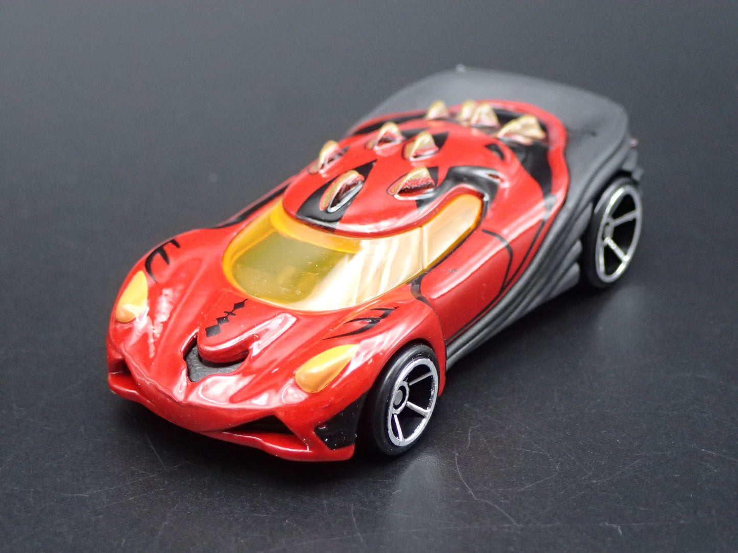 DARTH MAUL STAR WARS RARE 1/64 SCALE COLLECTIBLE DIORAMA DIECAST MODEL CAR