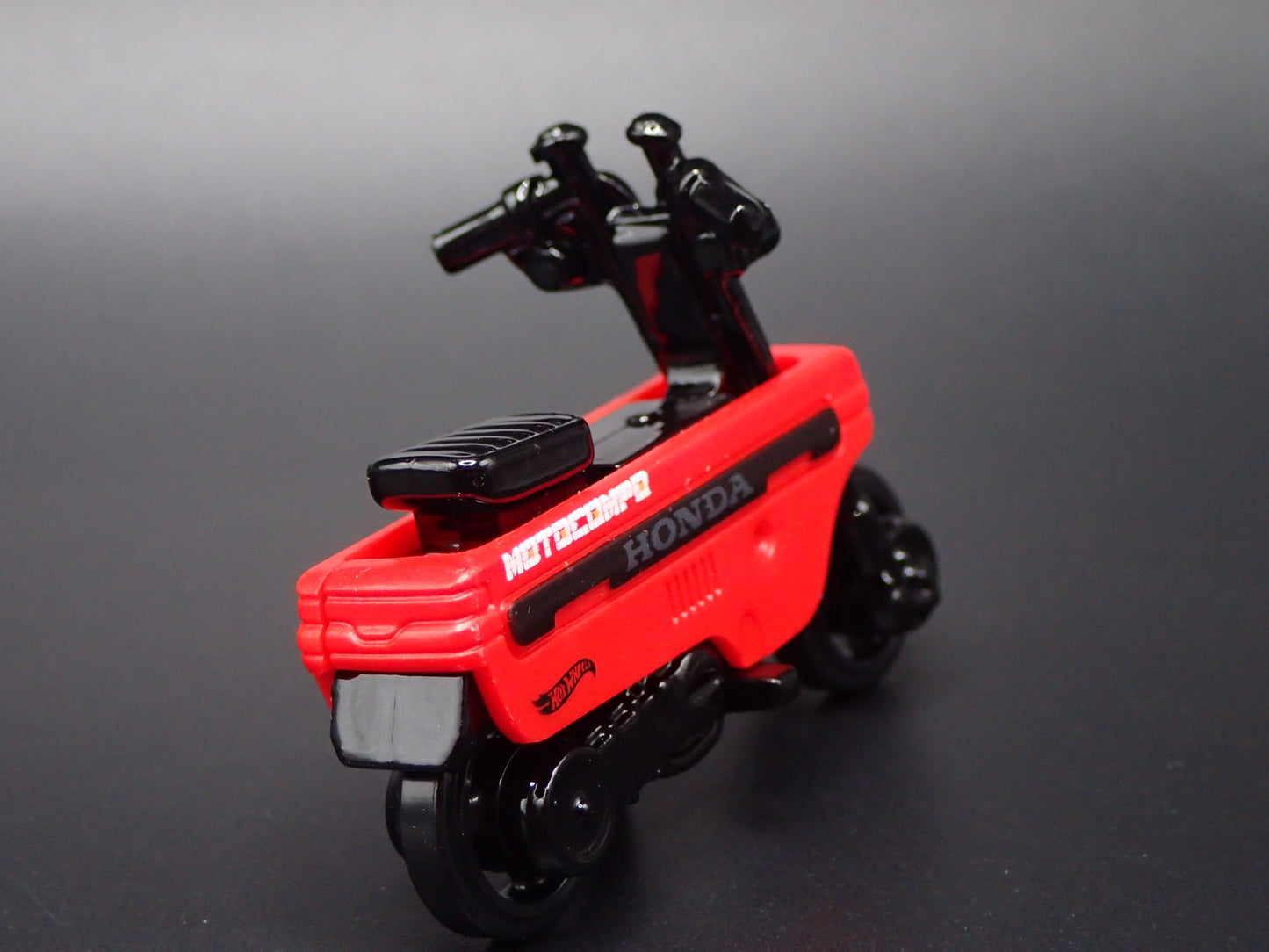 1981-1983 HONDA MOTOCOMPO TRUNK BIKE 1:64 SCALE COLLECTIBLE DIECAST MODEL CAR