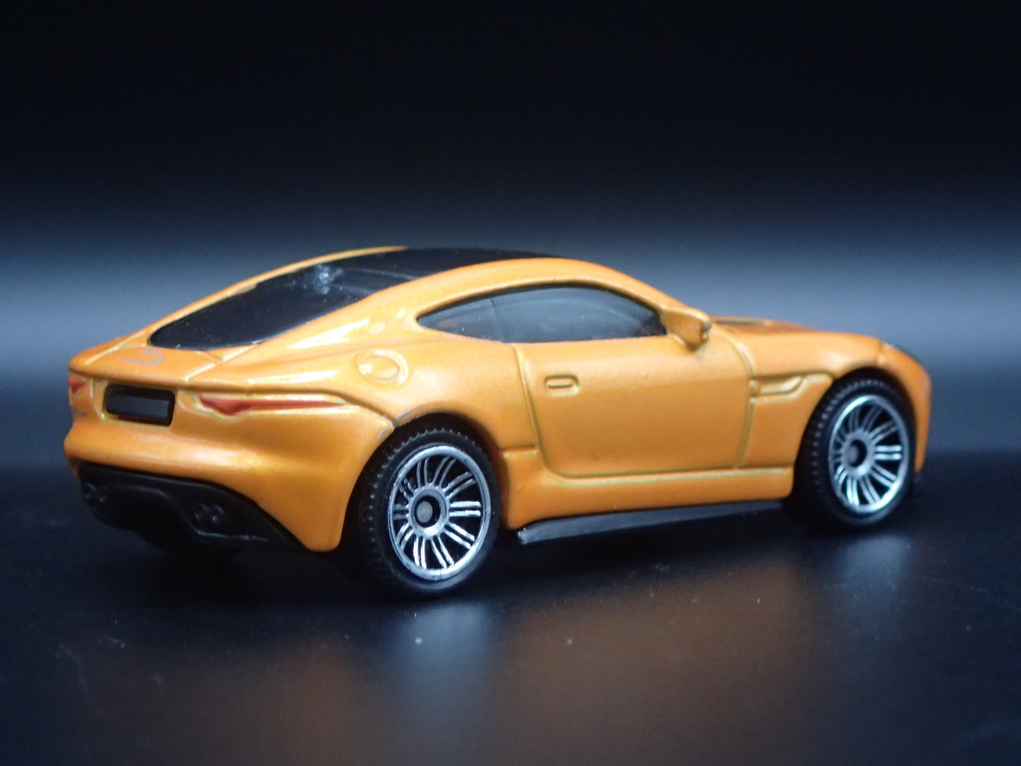 2014-2024 JAGUAR F TYPE COUPE 1:64 SCALE COLLECTIBLE DIORAMA DIECAST MODEL CAR