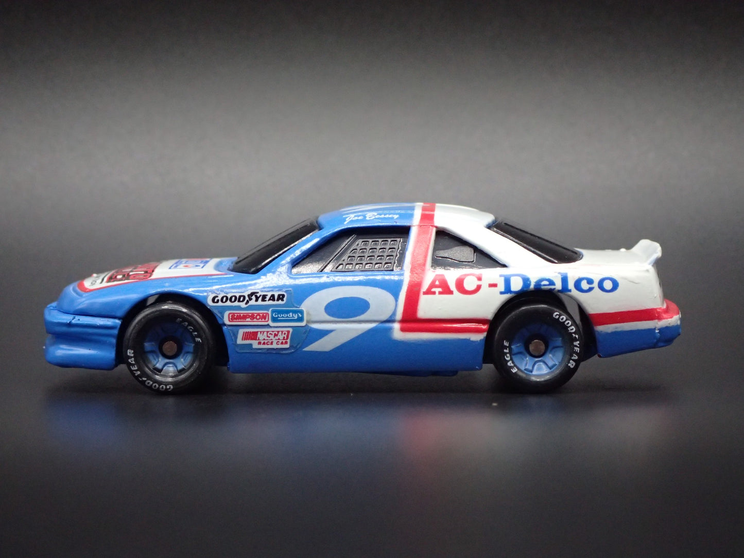 1992 92 PONTIAC GRAND PRIX #9 JOE BESSEY NASCAR  1:64 SCALE DIECAST MODEL CAR