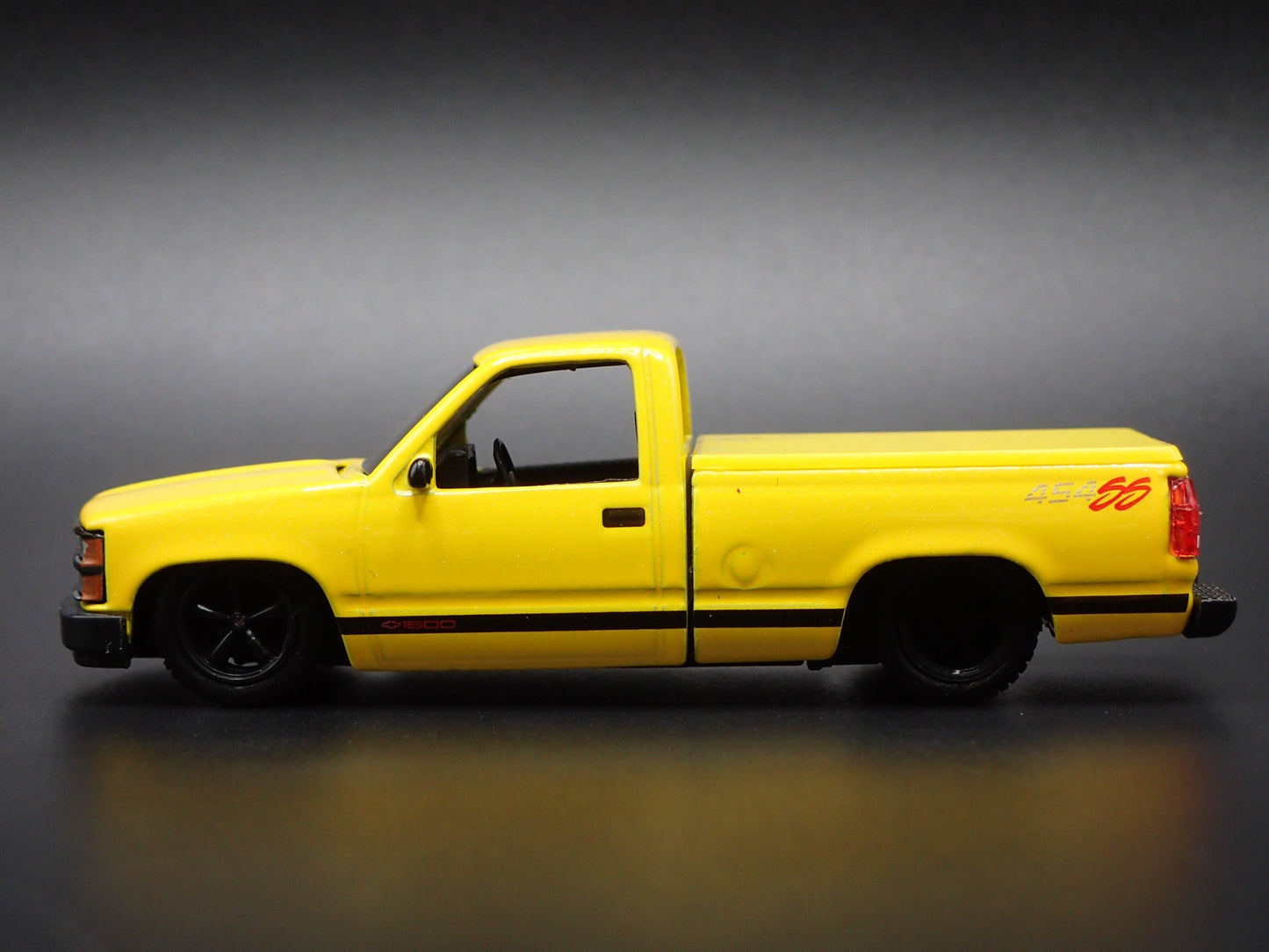 1993 93 CHEVY CHEVROLET SS 454 PICKUP TRUCK OBS 1:64 SCALE DIECAST MODEL CAR