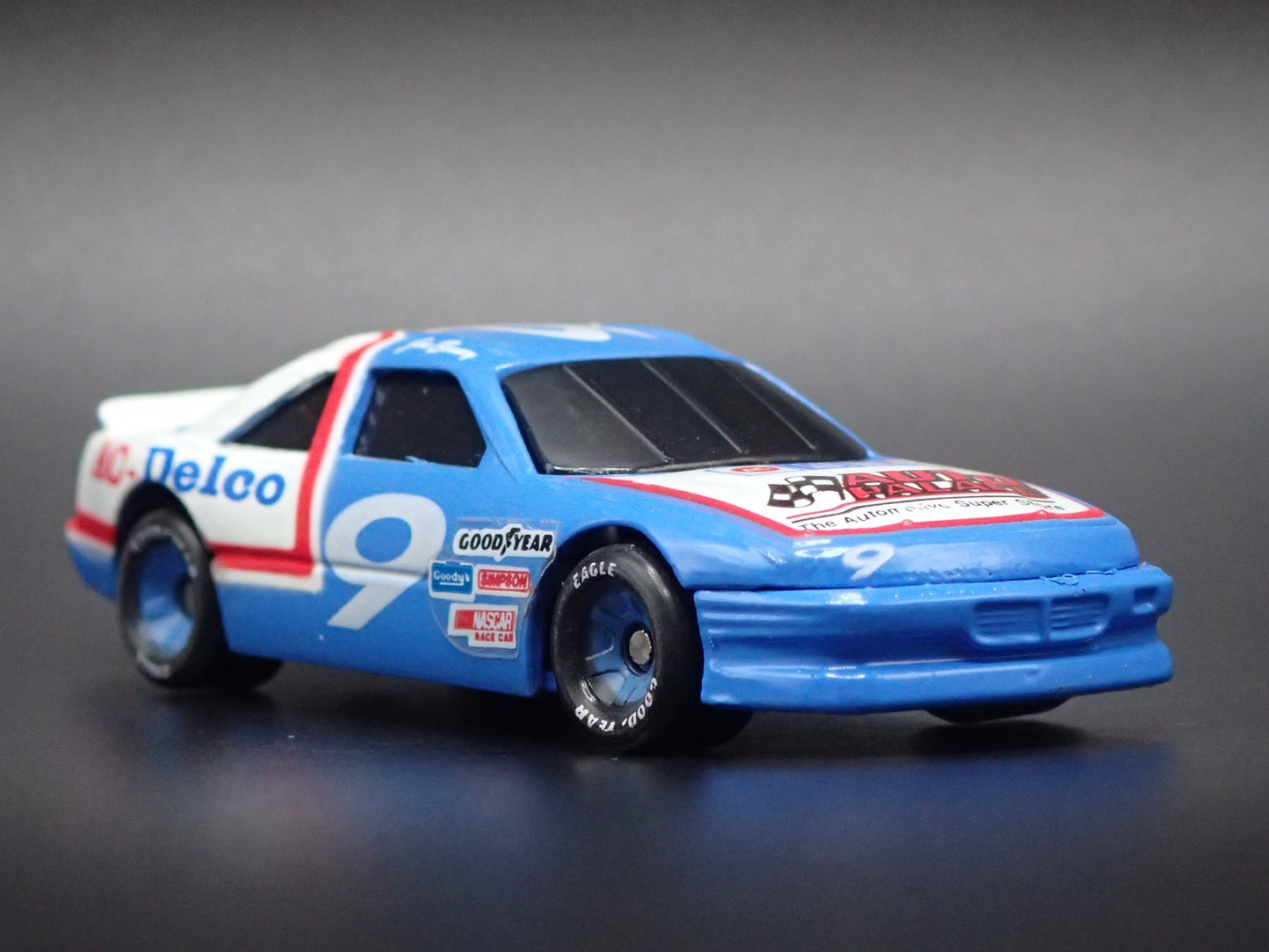 1992 92 PONTIAC GRAND PRIX #9 JOE BESSEY NASCAR  1:64 SCALE DIECAST MODEL CAR