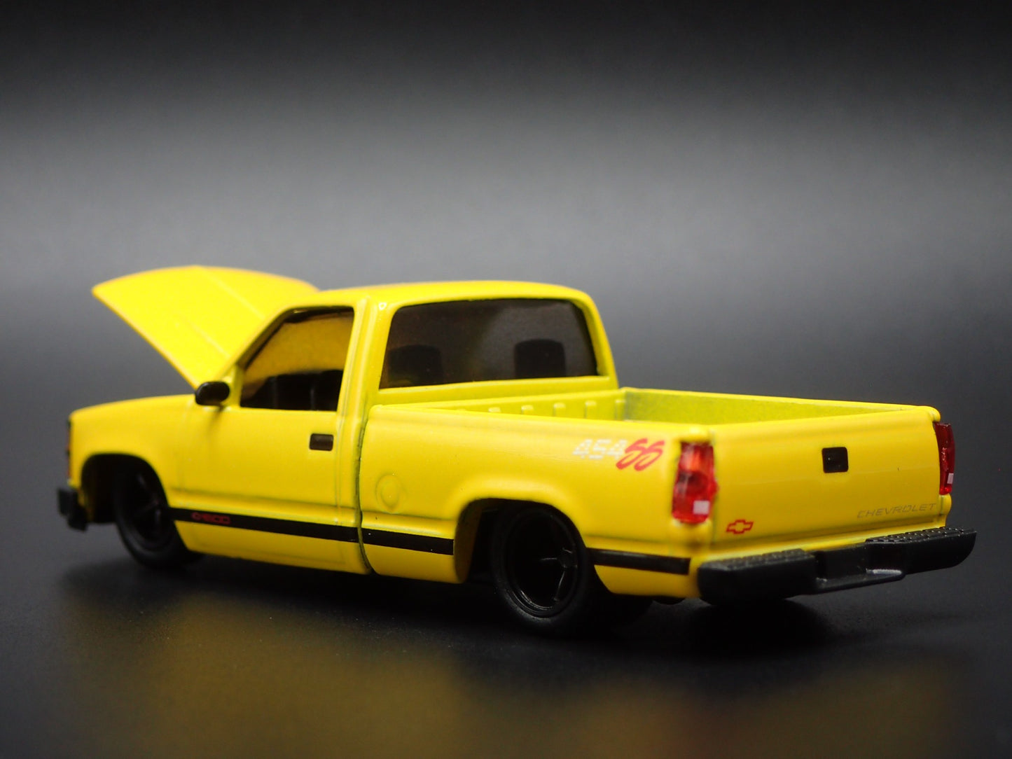 1993 93 CHEVY CHEVROLET SS 454 PICKUP TRUCK OBS 1:64 SCALE DIECAST MODEL CAR