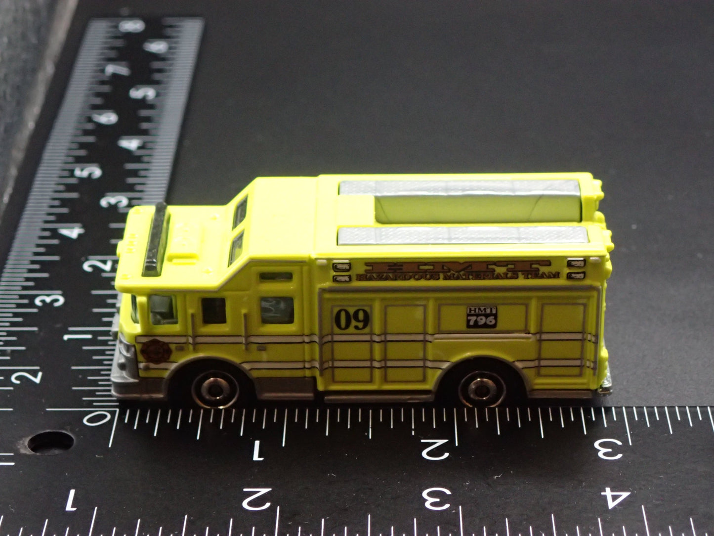 HAZARD MATERIAL TEAM HMT FIRE TRUCK 1:64 MB SCALE COLLECTIBLE DIECAST MODEL CAR