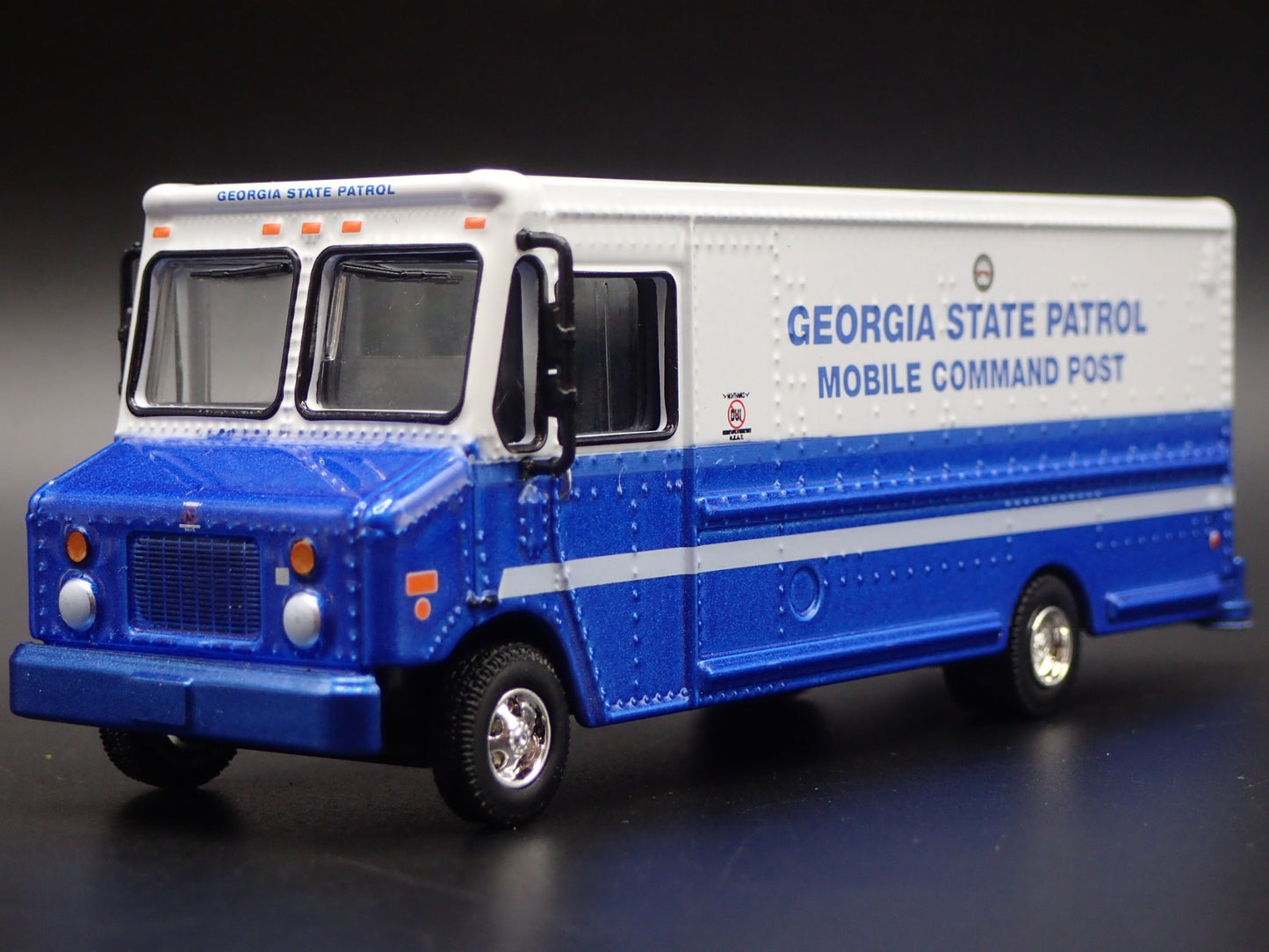 2019 19 DELIVERY STEP VAN GEORGIA STATE PATROL COMMAND 1:64 SCALE DIECAST MODEL