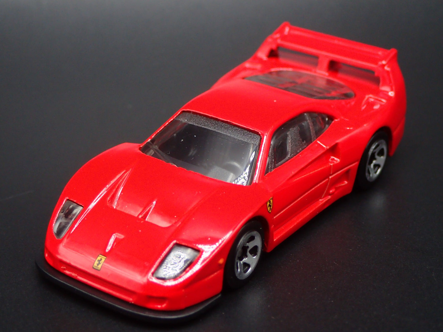 1987-1992 FERRARI F40 COMPETIZIONE RED 1:64 SCALE COLLECTIBLE DIECAST MODEL CAR