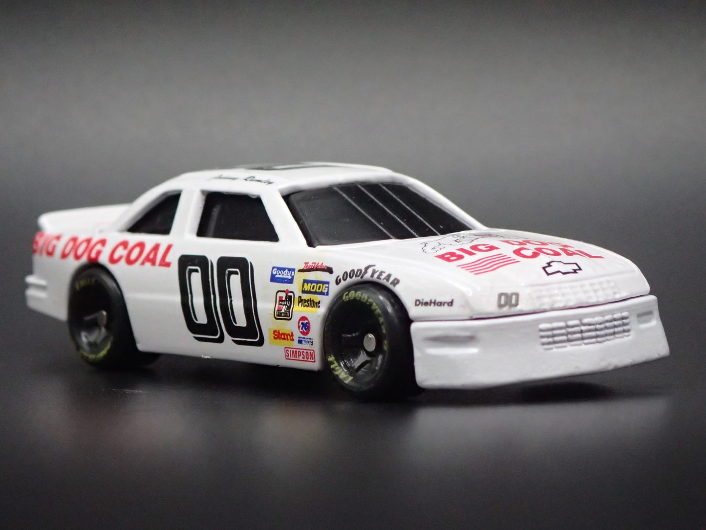 1994 94 CHEVY CHEVROLET LUMINA #00 JOHNNY RUMLEY NASCAR 1:64 SCALE DIECAST CAR