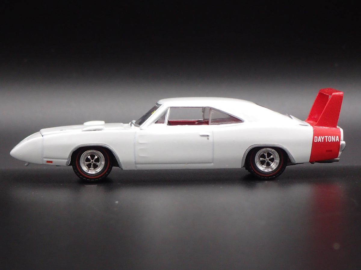 1969 69 DODGE CHARGER DAYTONA 1:64 SCALE COLLECTIBLE DIORAMA DIECAST MODEL CAR-Burning Rubber Toy Company