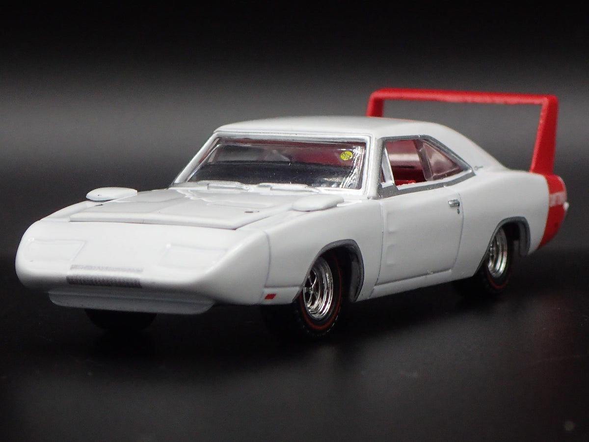 1969 69 DODGE CHARGER DAYTONA 1:64 SCALE COLLECTIBLE DIORAMA DIECAST MODEL CAR-Burning Rubber Toy Company