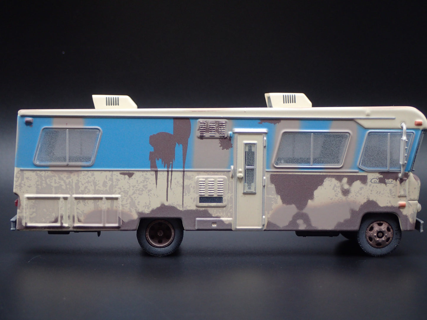 1972 72 CONDOR II RV MOTORHOME CHRISTMAS VACATION 1:64 SCALE DIECAST MODEL CAR