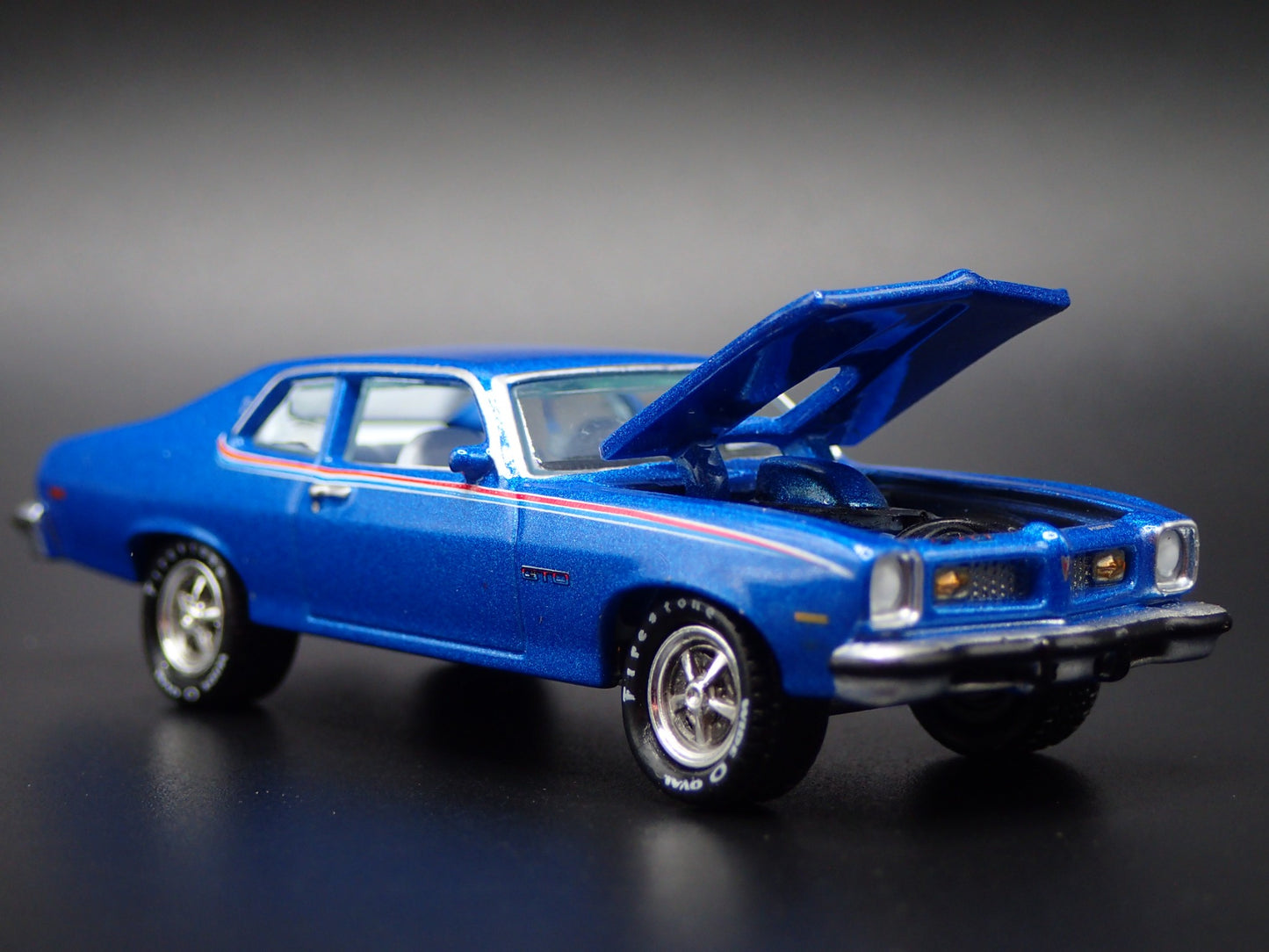 1974 74 PONTIAC GTO MUSCLE CAR BLUE 1:64 SCALE DIORAMA DIECAST MODEL CAR
