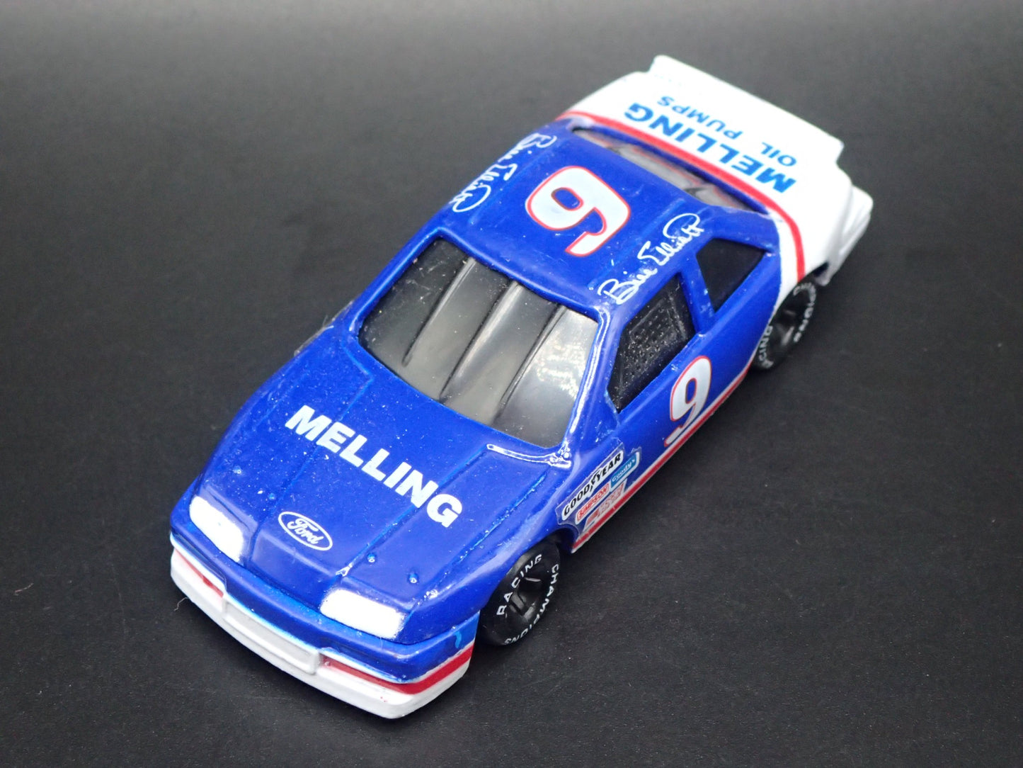 1991 91 FORD THUNDERBIRD 9 BILL ELLIOTT NASCAR 1:64 SCALE DIECAST MODEL CAR