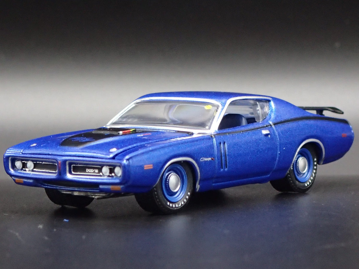 1971 71 DODGE CHARGER RT RARE 1:64 SCALE COLLECTIBLE DIORAMA DIECAST MODEL CAR-Burning Rubber Toy Company