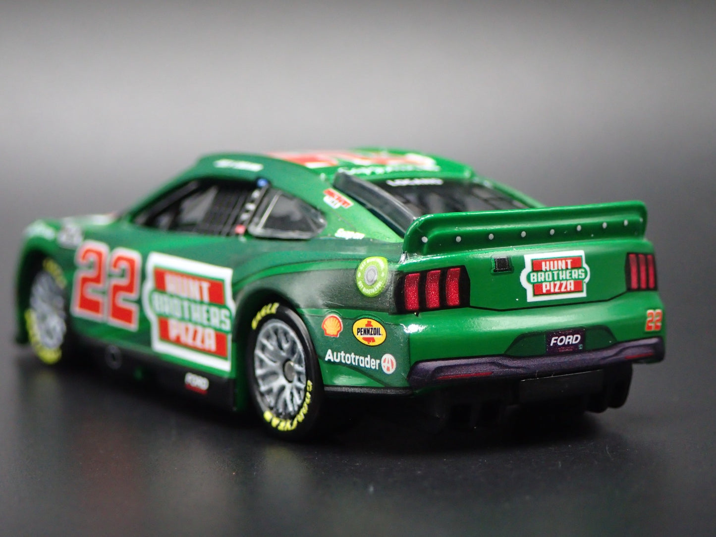 2024 24 FORD MUSTANG 22 JOEY LOGANO HUNTS NASCAR 1:64 SCALE DIECAST MODEL CAR