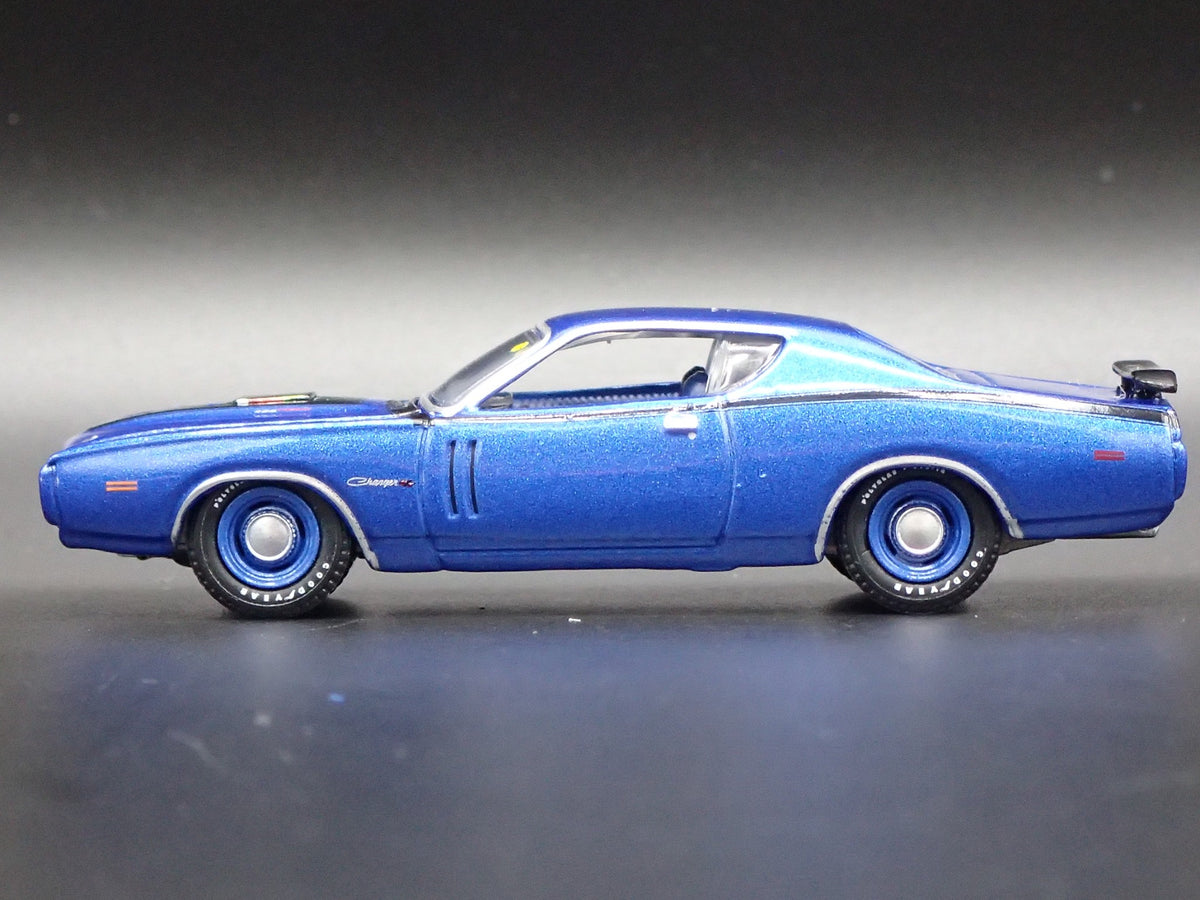 1971 71 DODGE CHARGER RT RARE 1:64 SCALE COLLECTIBLE DIORAMA DIECAST MODEL CAR-Burning Rubber Toy Company