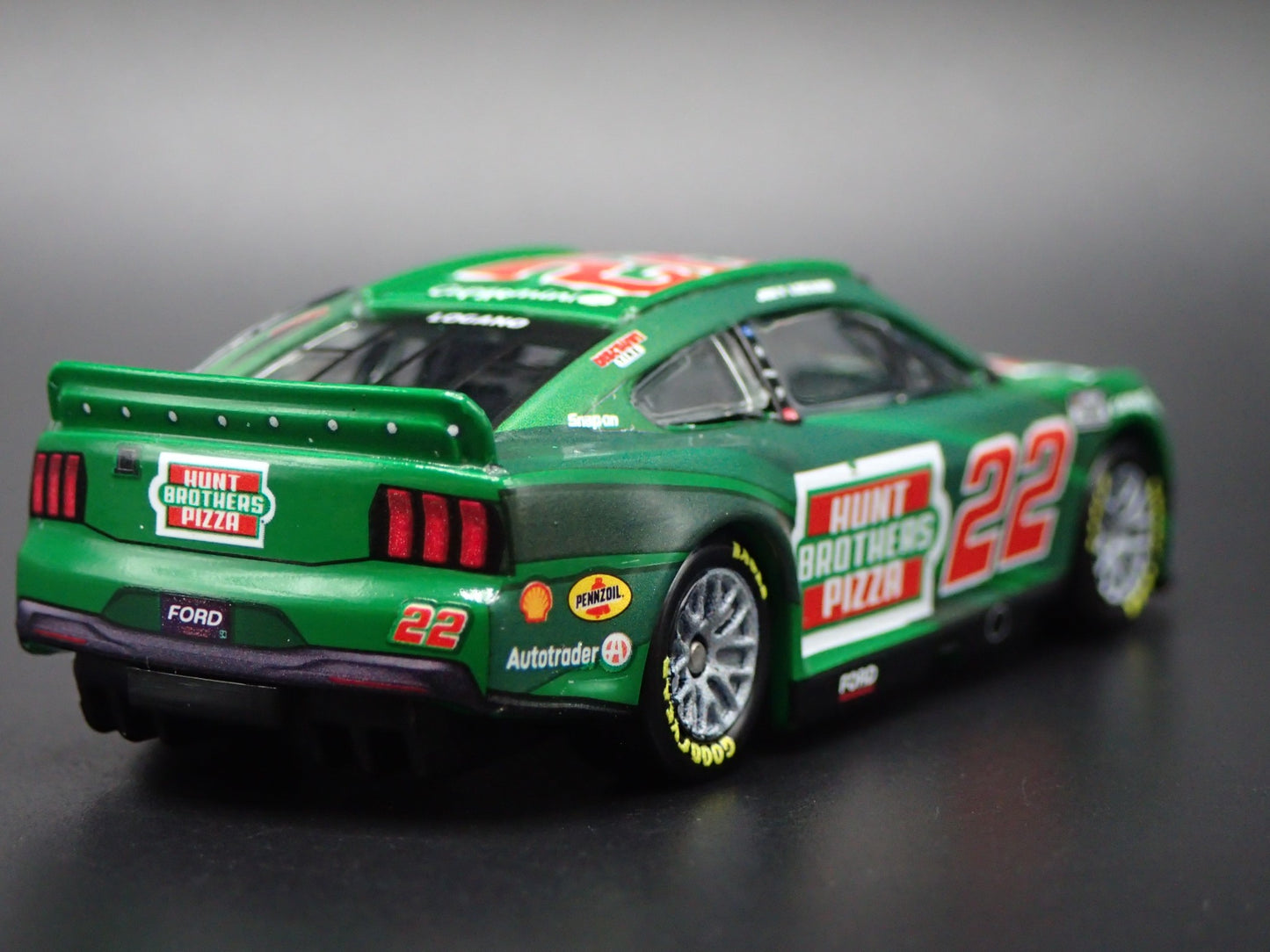 2024 24 FORD MUSTANG 22 JOEY LOGANO HUNTS NASCAR 1:64 SCALE DIECAST MODEL CAR