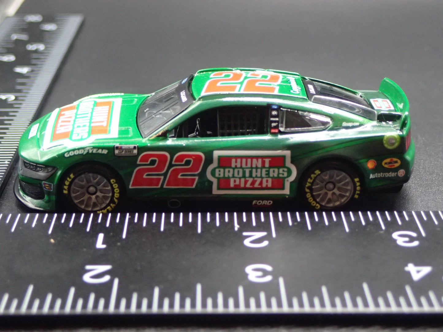2024 24 FORD MUSTANG 22 JOEY LOGANO HUNTS NASCAR 1:64 SCALE DIECAST MODEL CAR