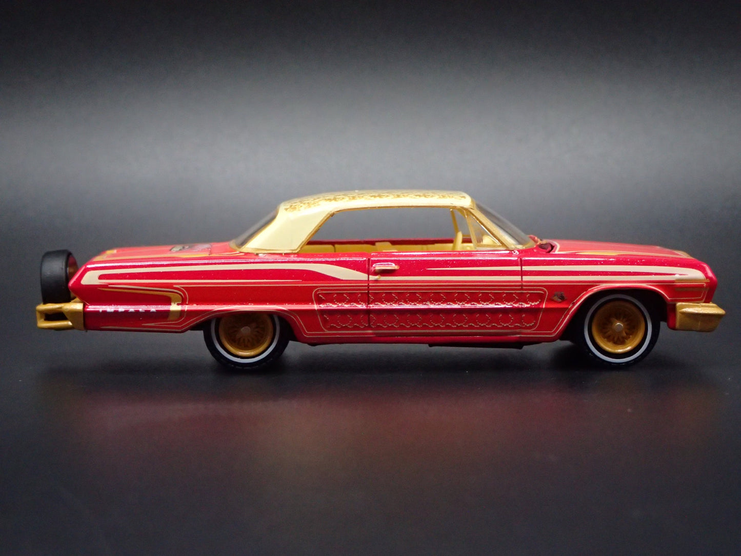 1963 63 CHEVY CHEVROLET IMPALA LOWRIDER 1:64 SCALE DIORAMA DIECAST MODEL CAR