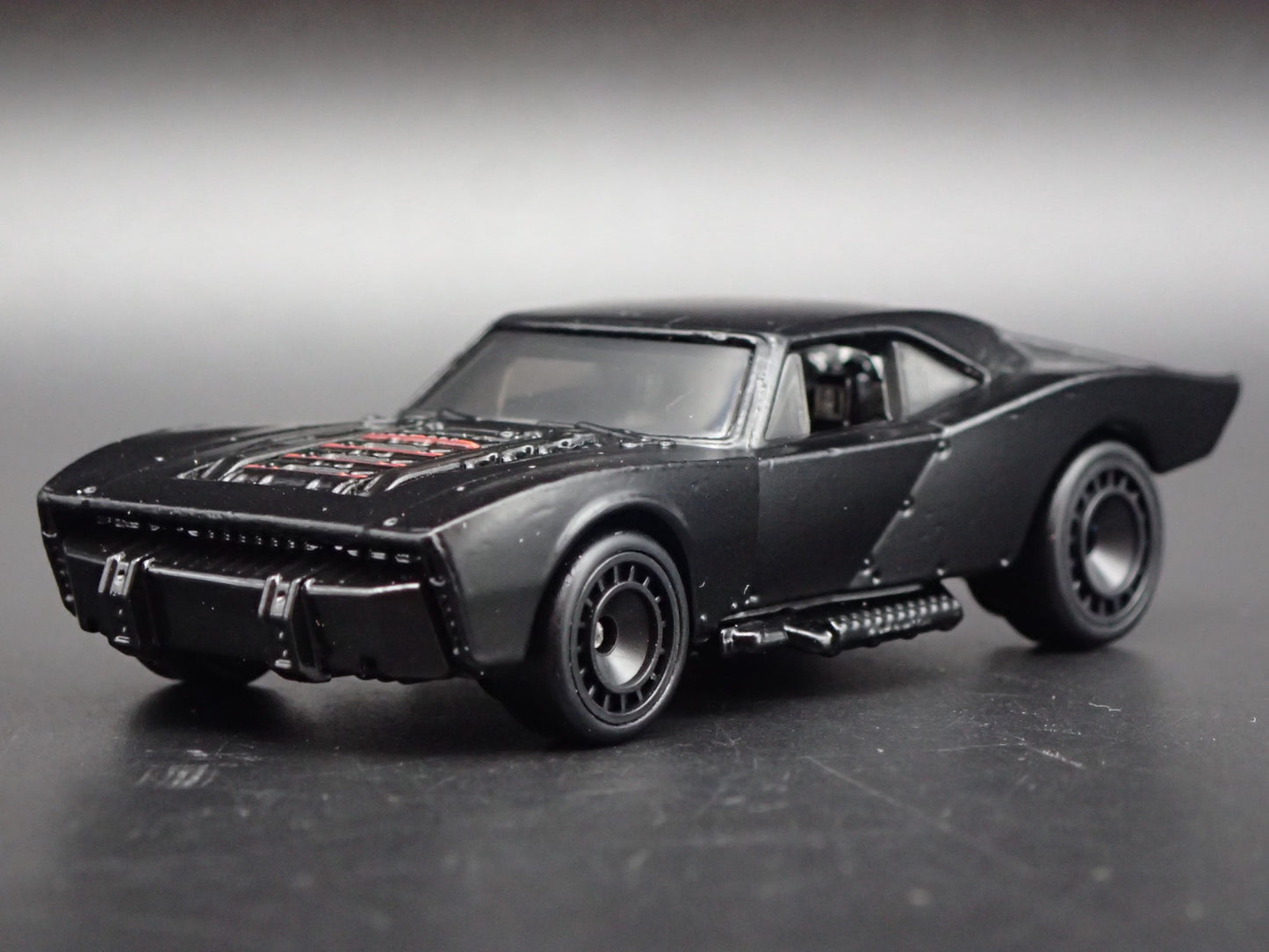 2021 21 THE BATMAN BATMOBILE 1:64 SCALE COLLECTIBLE DIORAMA DIECAST MODEL CAR