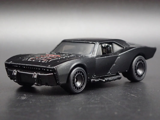 2021 21 THE BATMAN BATMOBILE 1:64 SCALE COLLECTIBLE DIORAMA DIECAST MODEL CAR