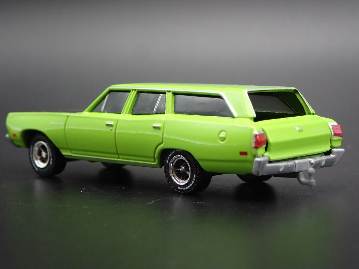 1970 70 PLYMOUTH SATELLITE STATION WAGON w/ HITCH 1:64 SCALE DIECAST MODEL CAR-Burning Rubber Toy Company