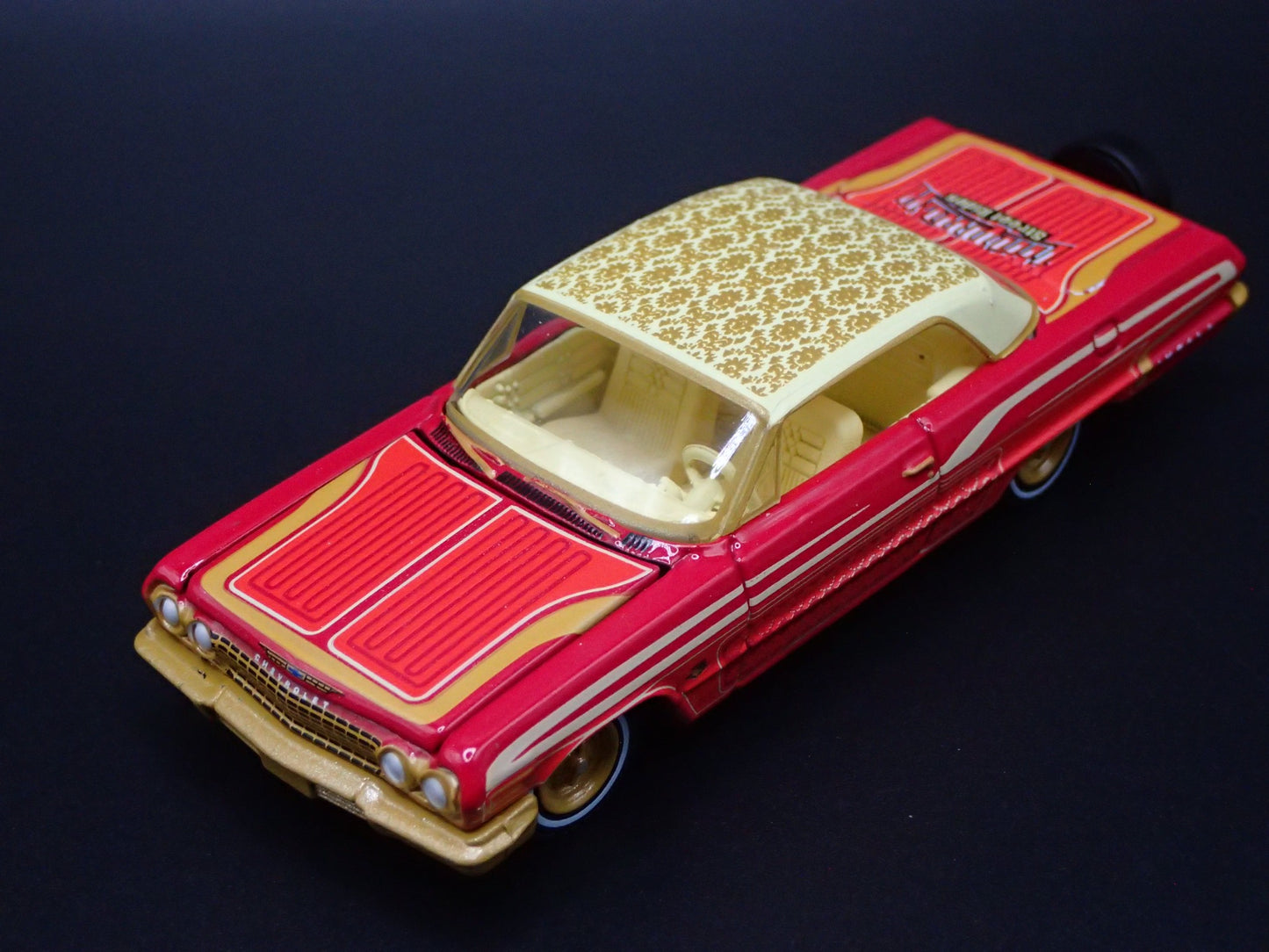 1963 63 CHEVY CHEVROLET IMPALA LOWRIDER 1:64 SCALE DIORAMA DIECAST MODEL CAR
