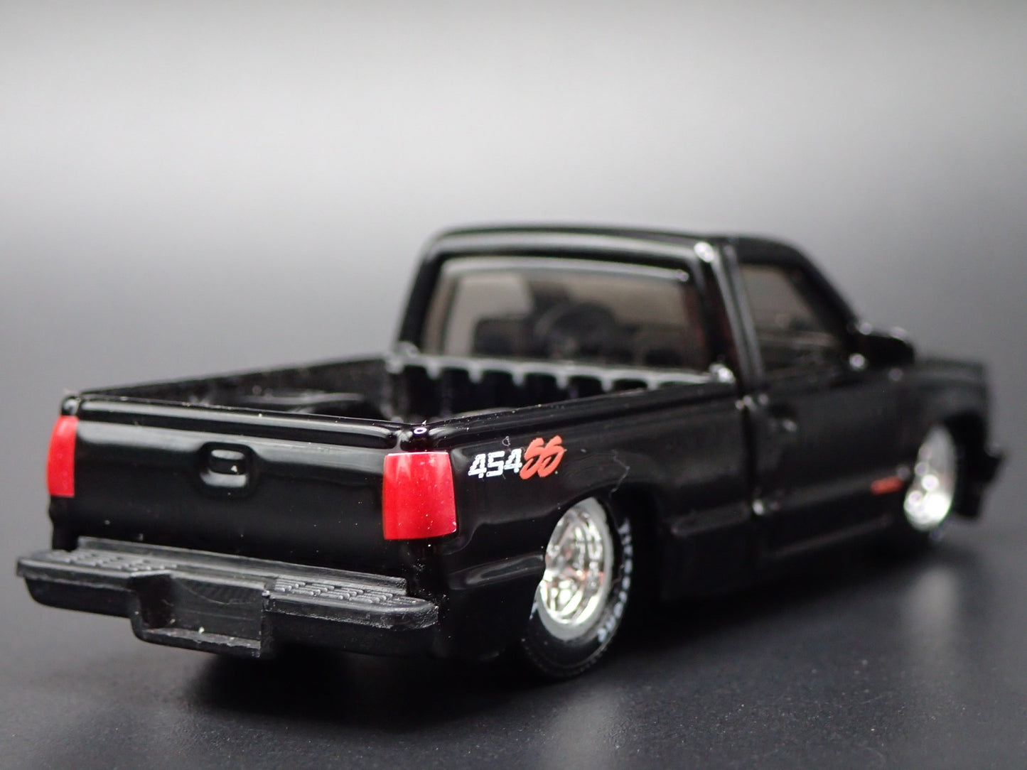 1993 93 CHEVY CHEVROLET SS 454 PICKUP TRUCK OBS 1:64 SCALE DIECAST MODEL CAR
