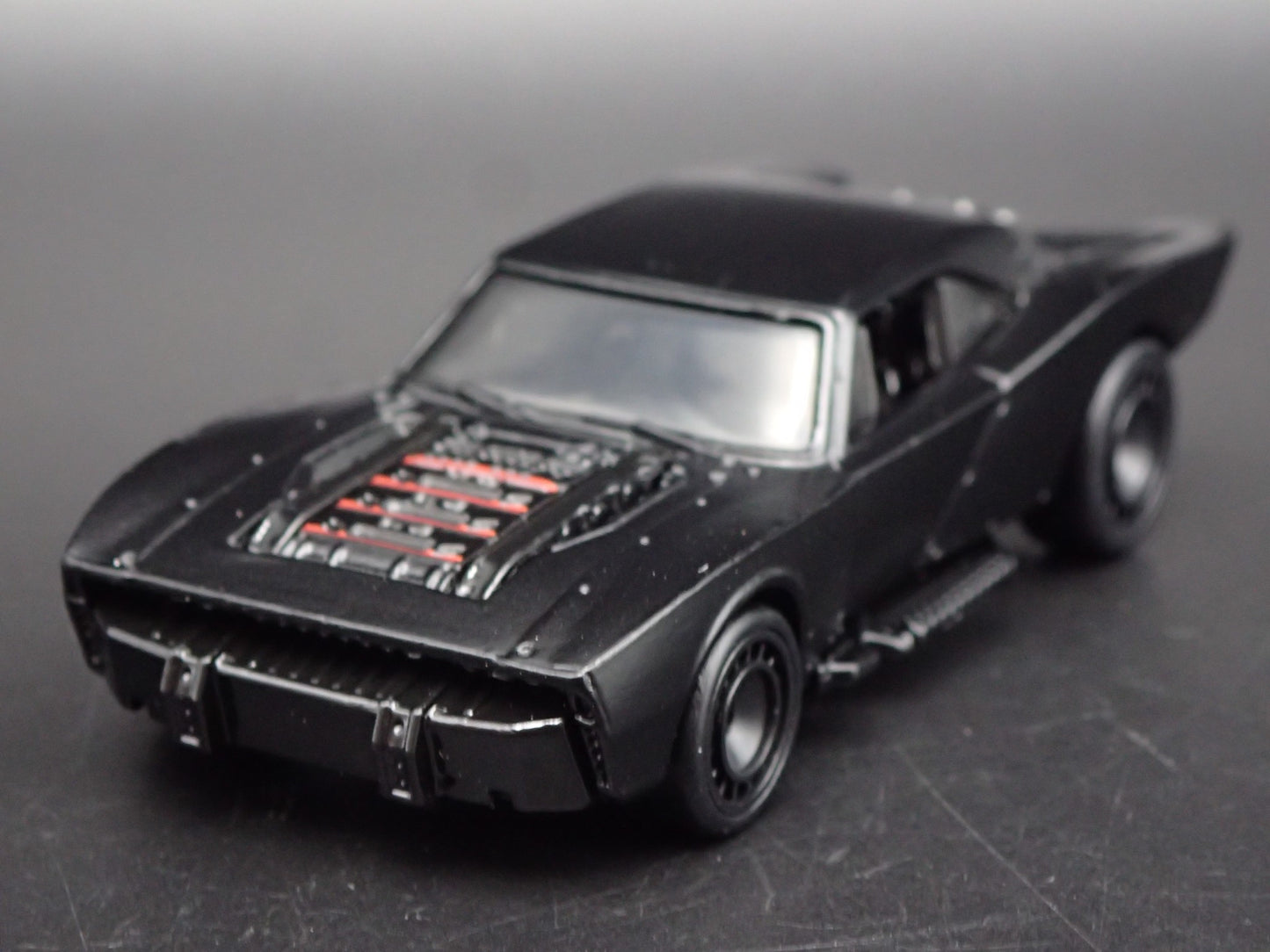 2021 21 THE BATMAN BATMOBILE 1:64 SCALE COLLECTIBLE DIORAMA DIECAST MODEL CAR