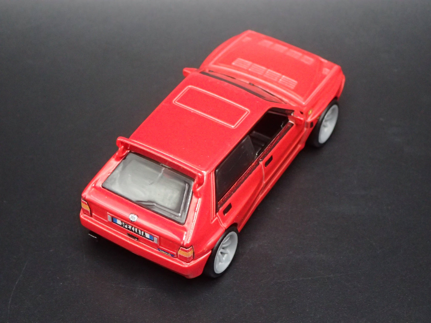 1987-1994 LANCIA DELTA INTEGRALE RED 1:64 SCALE COLLECTIBLE DIECAST MODEL CAR
