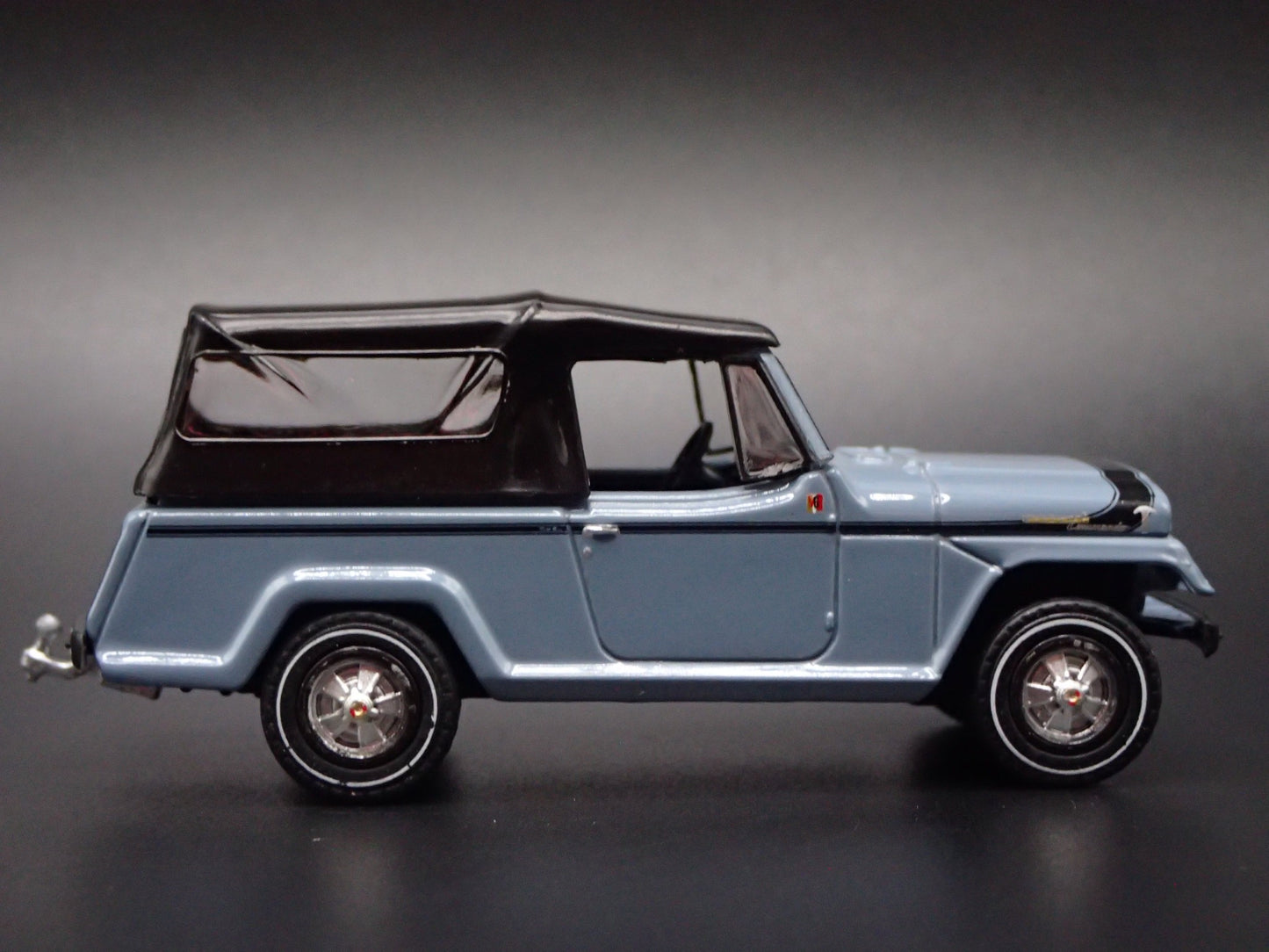 1966 -1973 JEEP JEEPSTER COMMANDO SC1 GRAY w HITCH 1:64 SCALE DIECAST MODEL CAR
