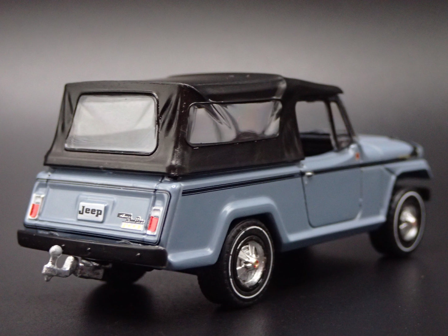 1966 -1973 JEEP JEEPSTER COMMANDO SC1 GRAY w HITCH 1:64 SCALE DIECAST MODEL CAR