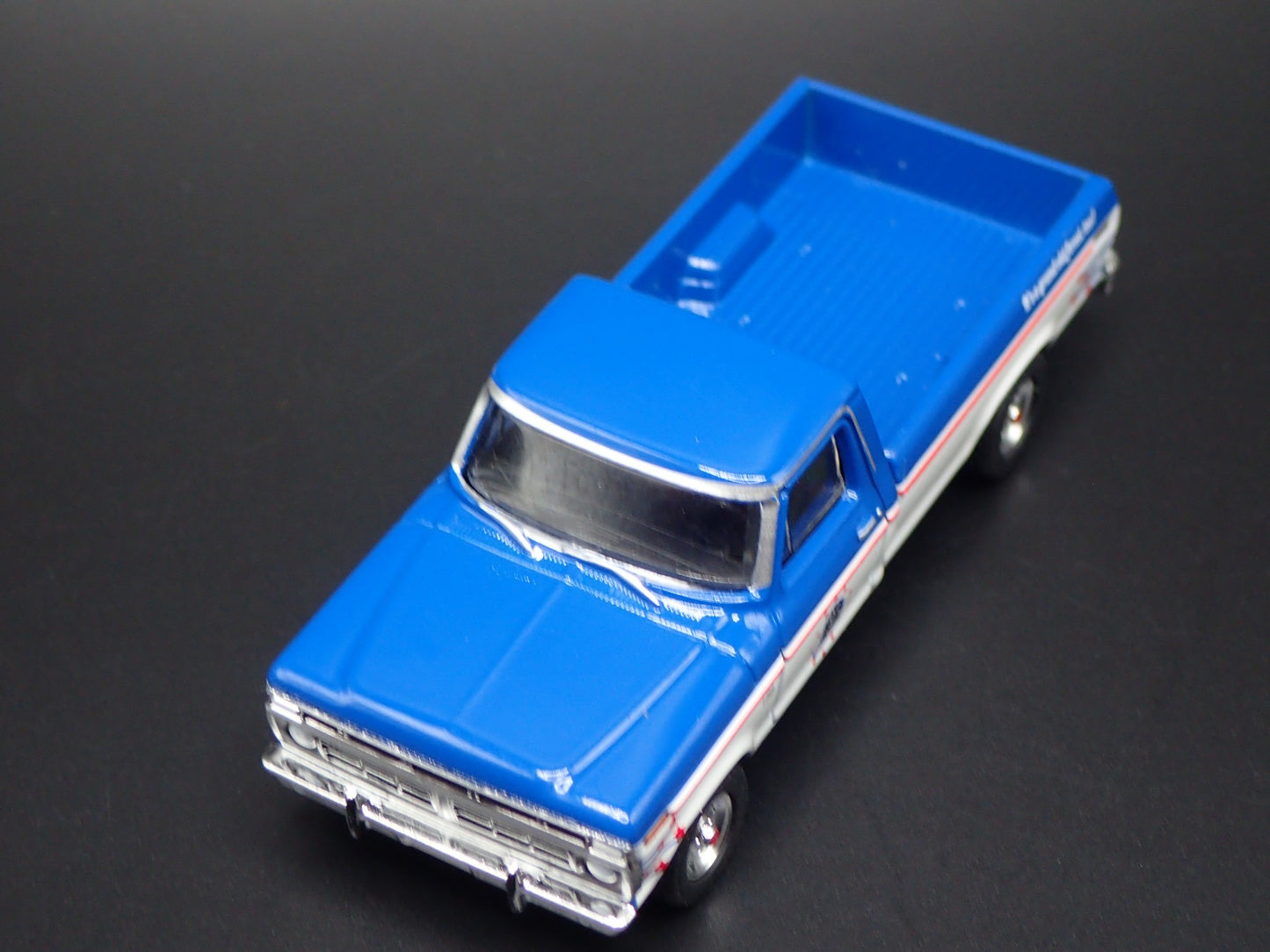 1976 76 FORD F250 PICKUP TRUCK SMOKEY BEAR BLUE 1/64 SCALE DIECAST MODEL CAR
