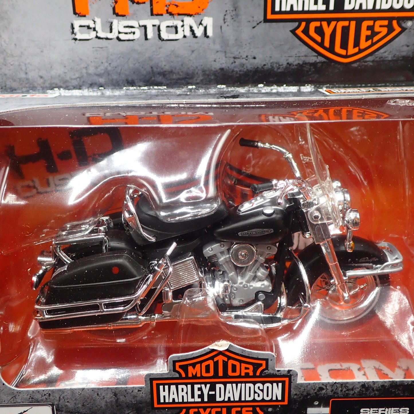 1966 66 FLH ELECTRA GLIDE HARLEY DAVIDSON SERIES 41 1/18 DIECAST MOTORCYCLE BIKE
