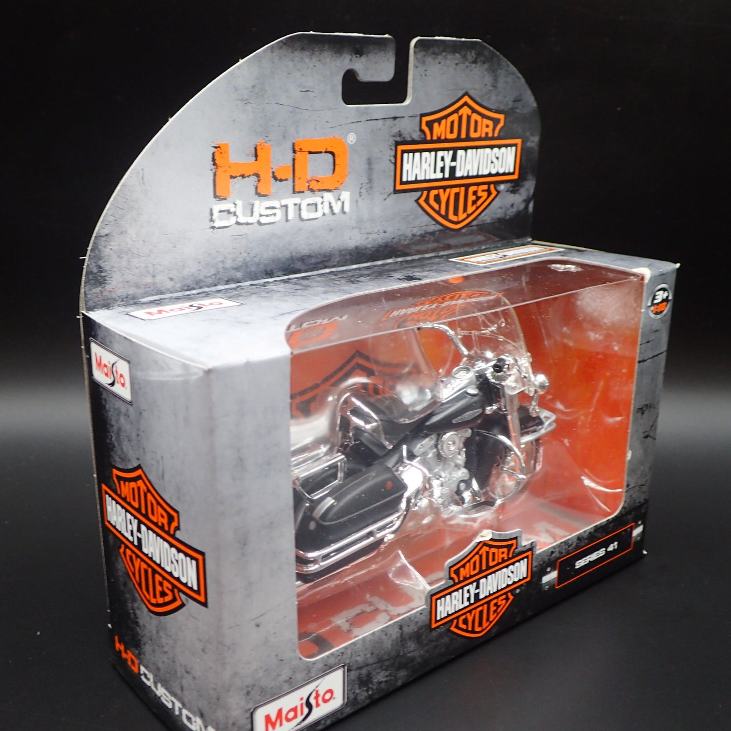 1966 66 FLH ELECTRA GLIDE HARLEY DAVIDSON SERIES 41 1/18 DIECAST MOTORCYCLE BIKE