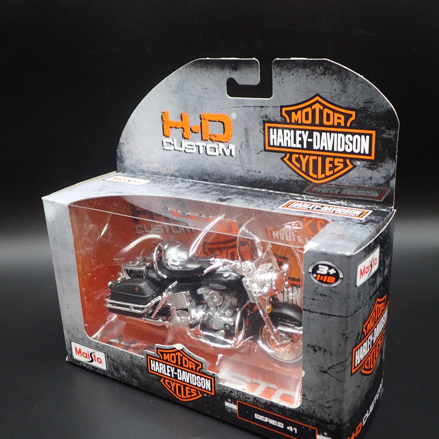 1966 66 FLH ELECTRA GLIDE HARLEY DAVIDSON SERIES 41 1/18 DIECAST MOTORCYCLE BIKE