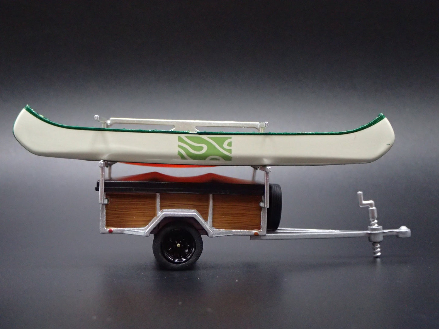 CANOE AND KAYAK TRAILER HITCH 1:64 SCALE DIORAMA COLLECTIBLE DIECAST MODEL BOAT
