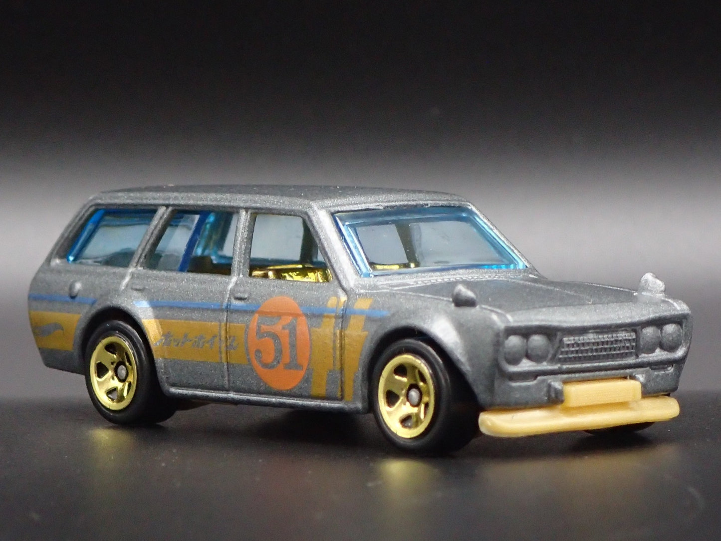 1968-1973 DATSUN 510 STATION WAGON GRAY 1:64 SCALE COLLECTIBLE DIECAST MODEL CAR